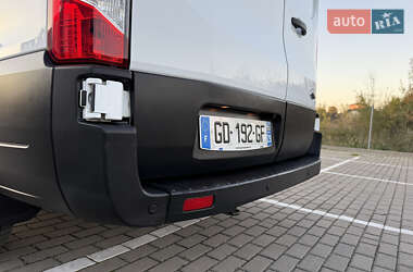 Грузовой фургон Ford Transit 2021 в 