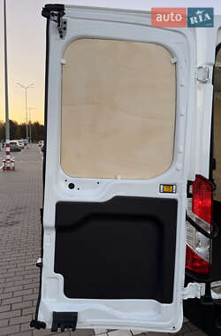 Грузовой фургон Ford Transit 2021 в 