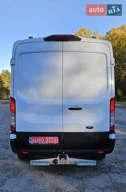 Вантажний фургон Ford Transit 2021 в 