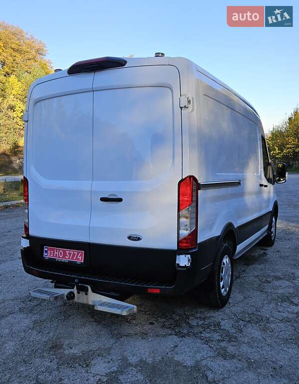 Грузовой фургон Ford Transit 2021 в Бережанах