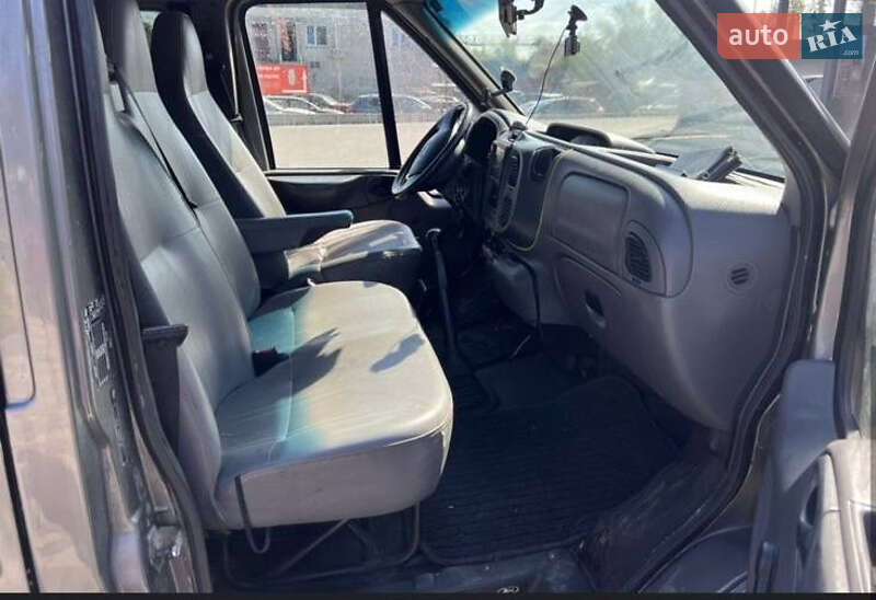 Грузопассажирский фургон Ford Transit 2001 в Львове фото 3 Грузопассажирский фургон Ford Transit 2001 в Львове