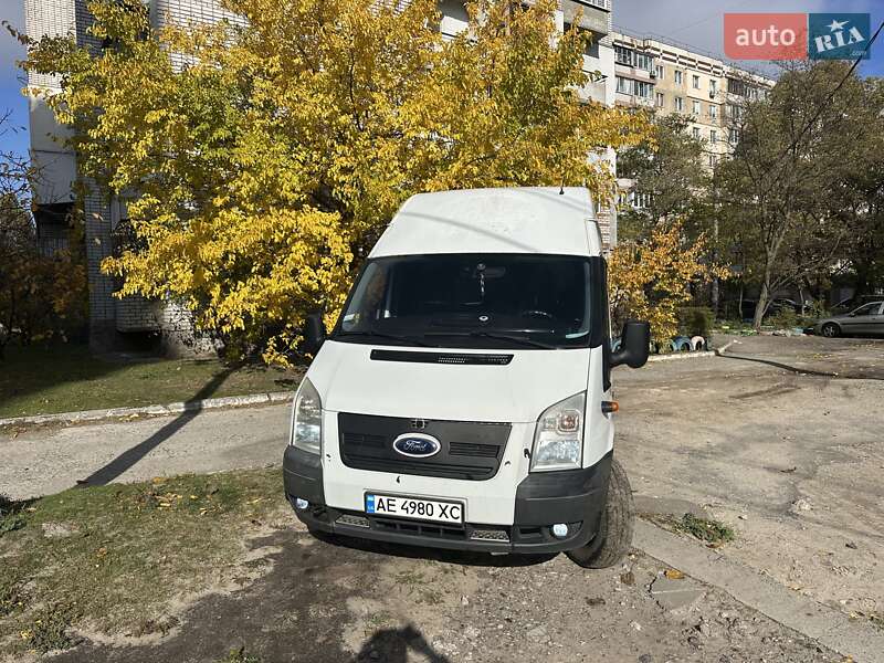 Вантажний фургон Ford Transit 2012 в Кам'янському