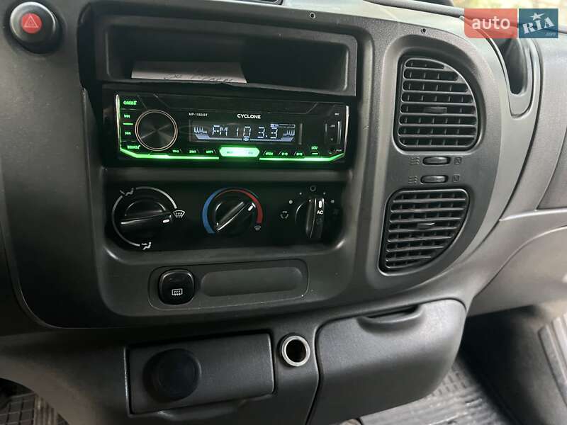 Микроавтобус Ford Transit 2005 в Николаеве фото 7 Микроавтобус Ford Transit 2005 в Николаеве