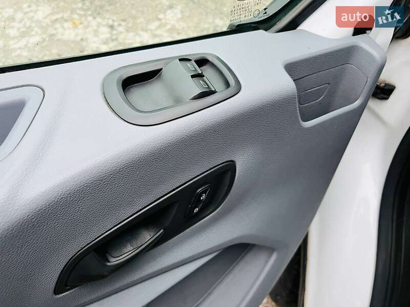 Борт Ford Transit 2015 в Кам'янському