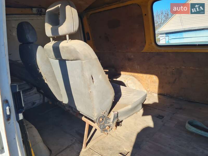Вантажопасажирський фургон Ford Transit 1999 в Одесі фото 9 Вантажопасажирський фургон Ford Transit 1999 в Одесі