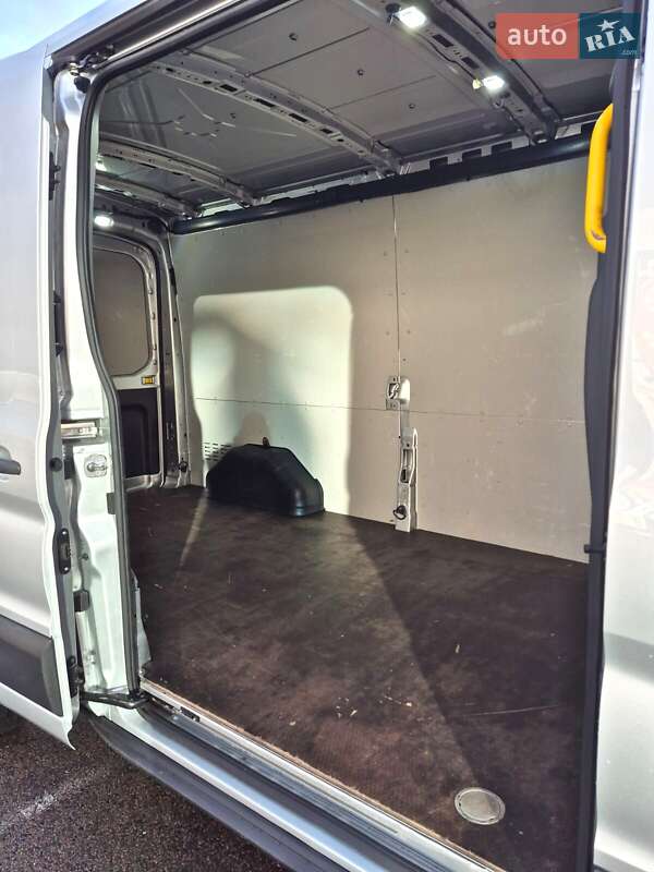 Грузовой фургон Ford Transit 2021 в Ковеле