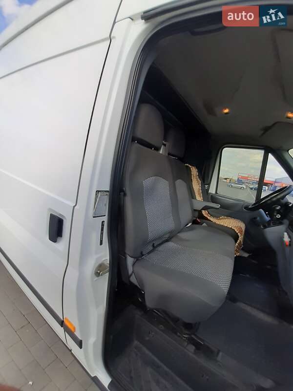 Вантажний фургон Ford Transit 2011 в Вінниці