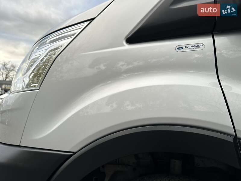 Грузовой фургон Ford Transit 2020 в Ровно