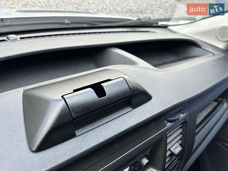 Грузовой фургон Ford Transit 2020 в Ровно