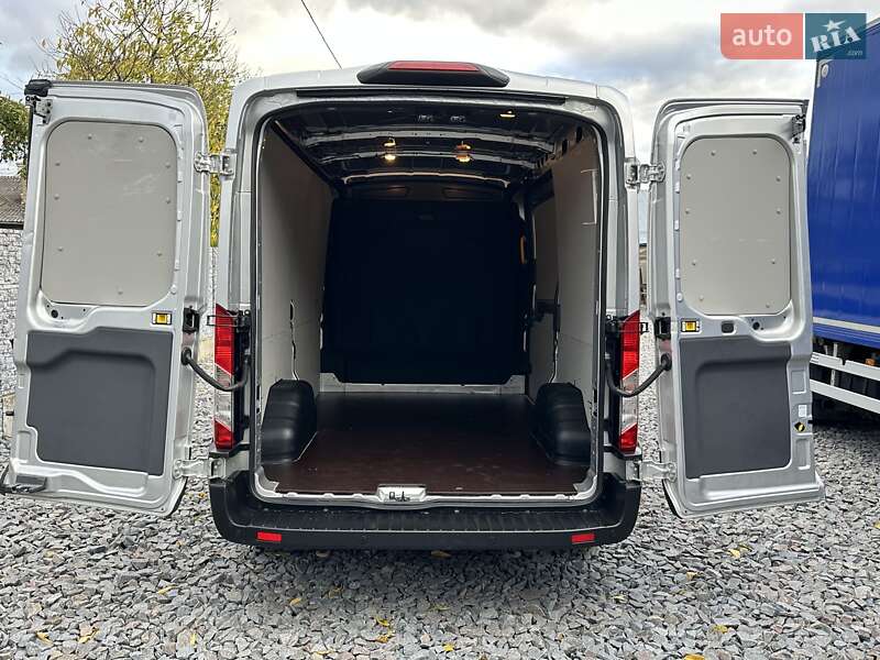 Грузовой фургон Ford Transit 2020 в Ровно