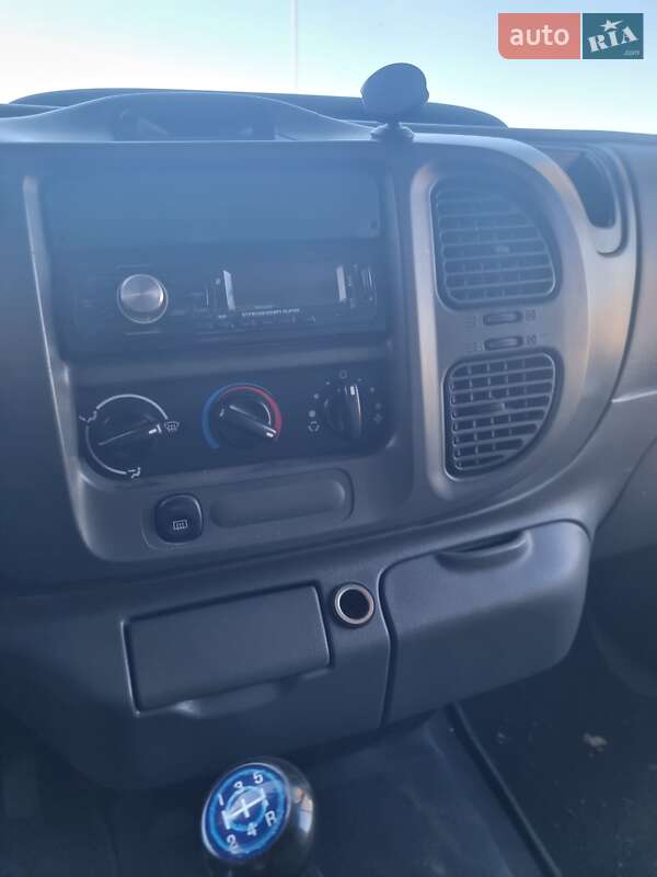 Вантажний фургон Ford Transit 2002 в Одесі фото 4 Вантажний фургон Ford Transit 2002 в Одесі