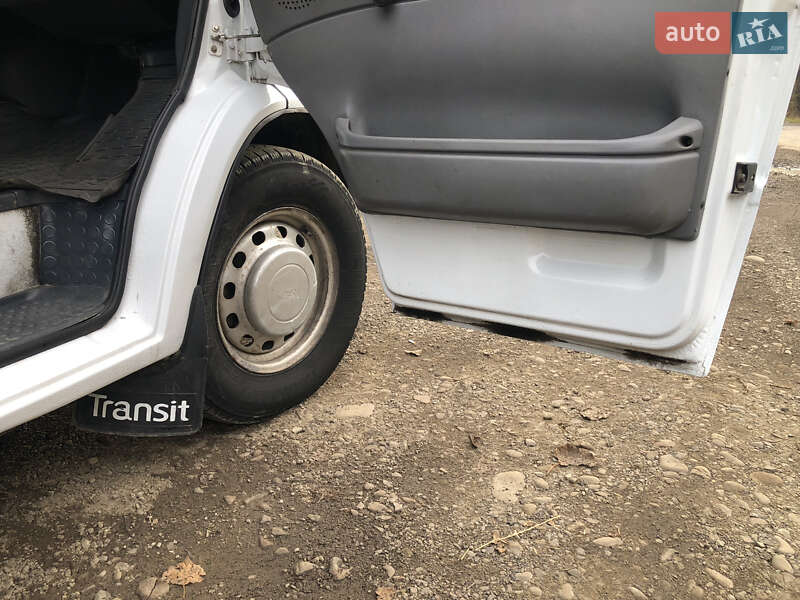 Борт Ford Transit 1995 в Тячеве фото 11 Борт Ford Transit 1995 в Тячеве