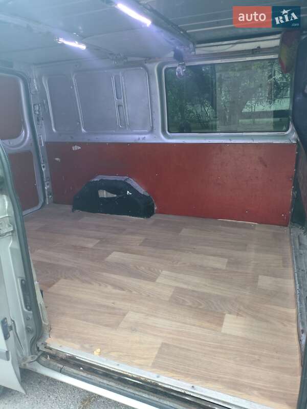 Мінівен Ford Transit 2006 в Запоріжжі