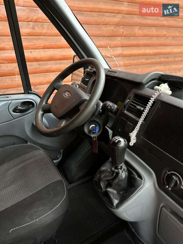 Грузовой фургон Ford Transit 2011 в Косове фото 10 Грузовой фургон Ford Transit 2011 в Косове