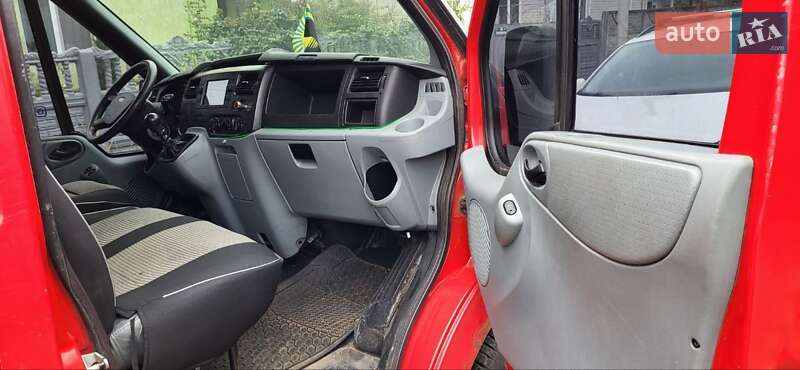 Вантажний фургон Ford Transit 2008 в Борисполі