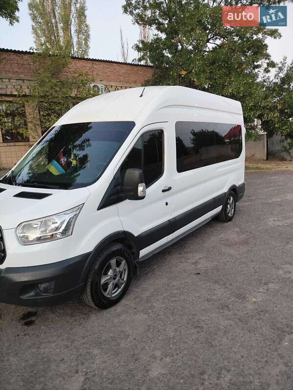 Минивэн Ford Transit 2015 в Новомиргороде