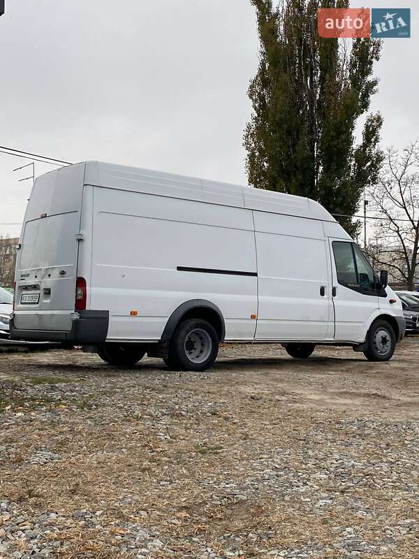Грузовой фургон Ford Transit 2011 в Киеве