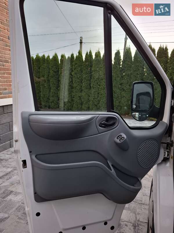 Минивэн Ford Transit 2009 в Черновцах