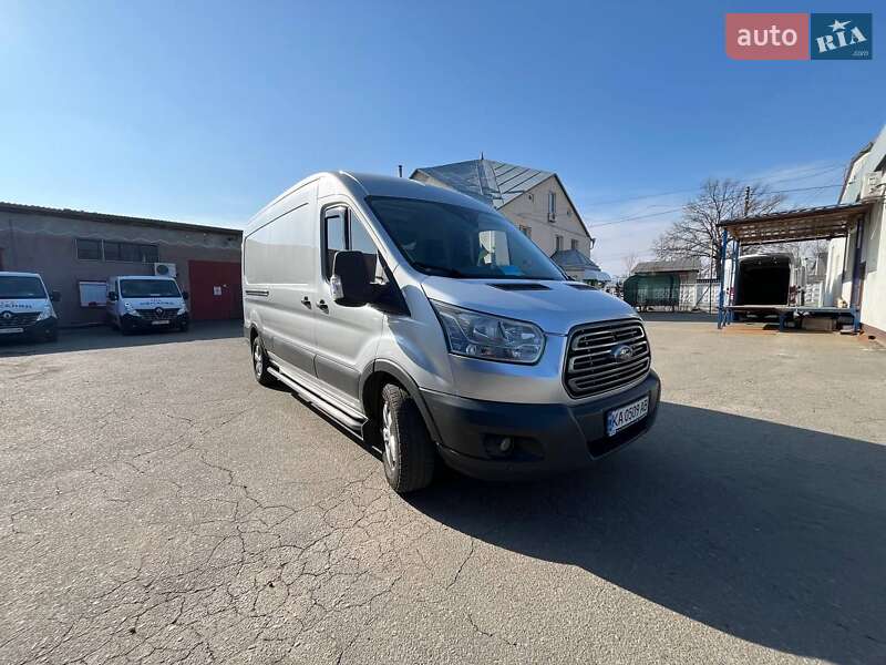 Вантажопасажирський фургон Ford Transit 2015 в Києві