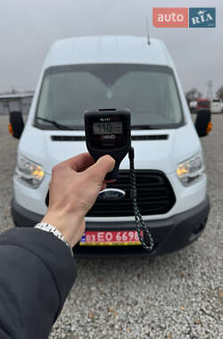 Вантажний фургон Ford Transit 2019 в Умані