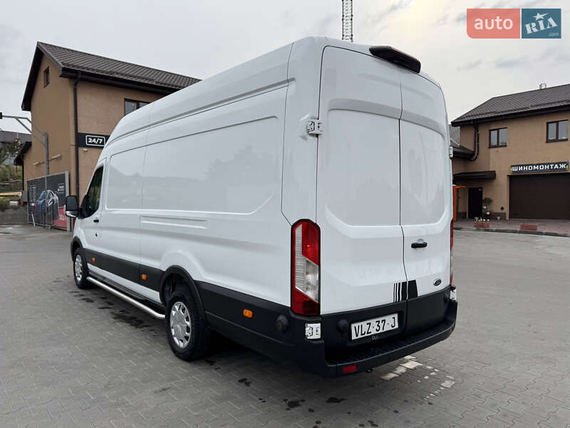 Вантажний фургон Ford Transit 2021 в Ірпені