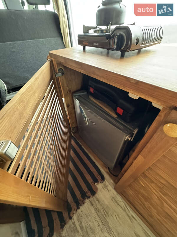 Вантажний фургон Ford Transit 2018 в Запоріжжі