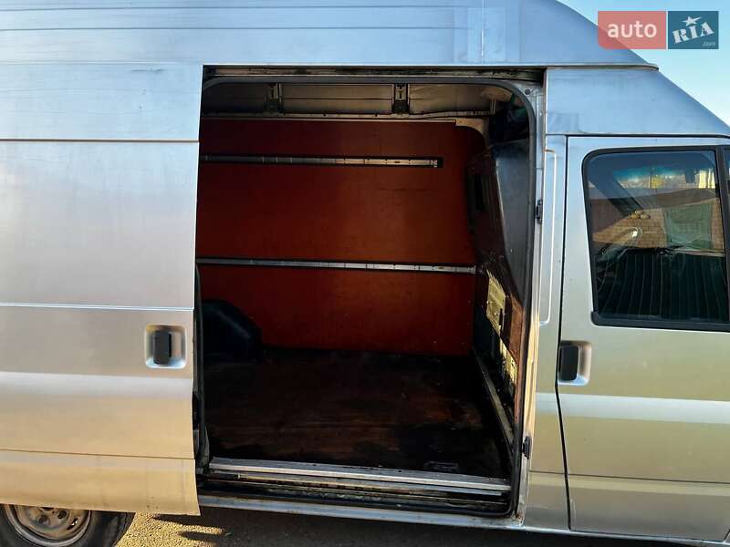 Грузовой фургон Ford Transit 2005 в Киеве