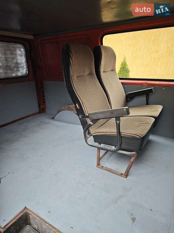 Грузопассажирский фургон Ford Transit 1988 в Коротичу фото 12 Грузопассажирский фургон Ford Transit 1988 в Коротичу