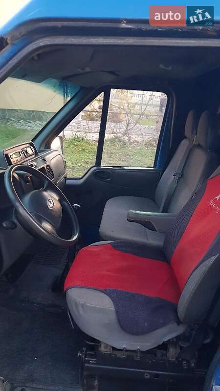 Вантажний фургон Ford Transit 2000 в Грозинцях