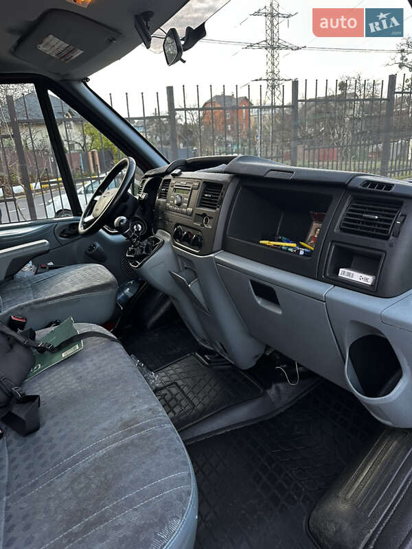 Грузовой фургон Ford Transit 2013 в Киеве