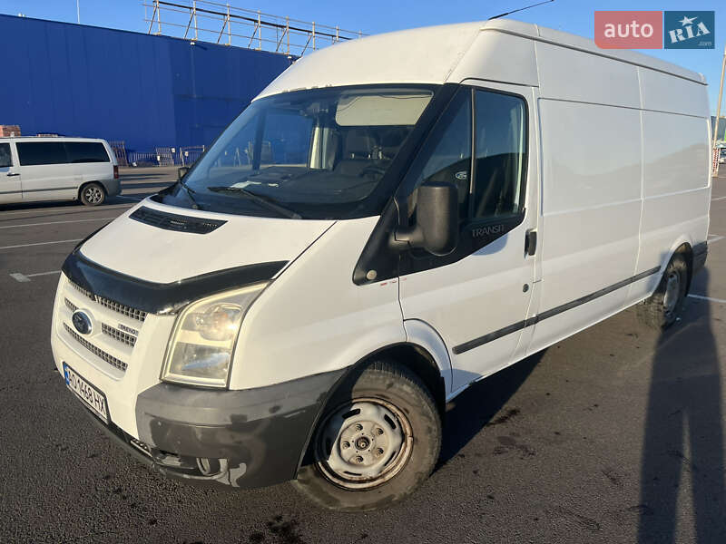 Грузовой фургон Ford Transit 2012 в Мукачево