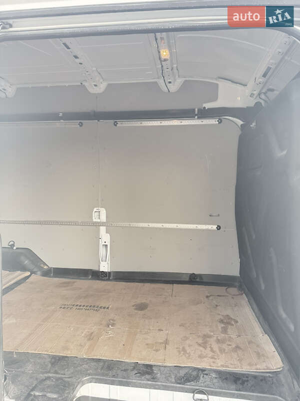 Вантажний фургон Ford Transit 2024 в Чернігові