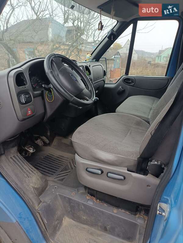 Вантажопасажирський фургон Ford Transit 2004 в Василькові фото 8 Вантажопасажирський фургон Ford Transit 2004 в Василькові
