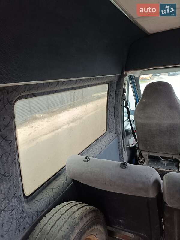 Вантажопасажирський фургон Ford Transit 2004 в Василькові фото 19 Вантажопасажирський фургон Ford Transit 2004 в Василькові