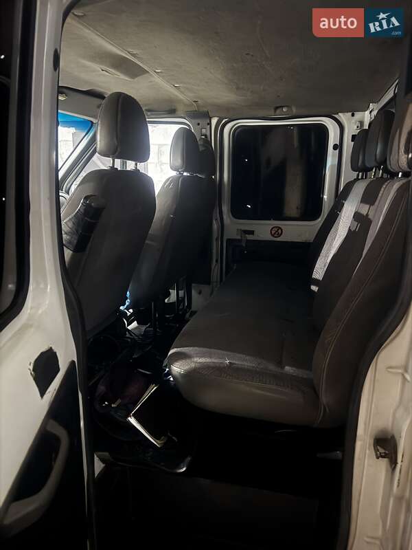 Для перевезення тварин Ford Transit 2003 в Луцьку