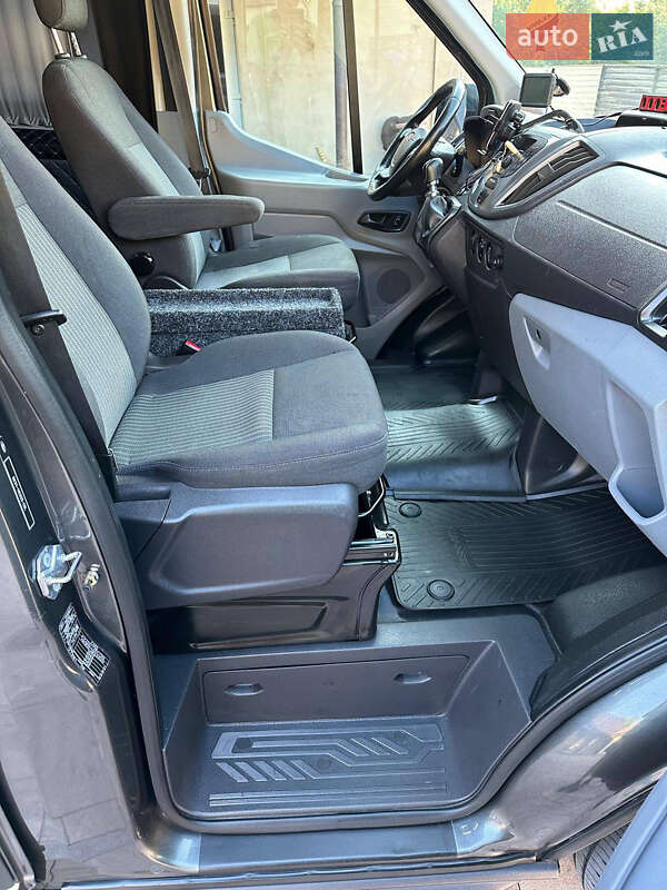 Минивэн Ford Transit 2017 в Кременце