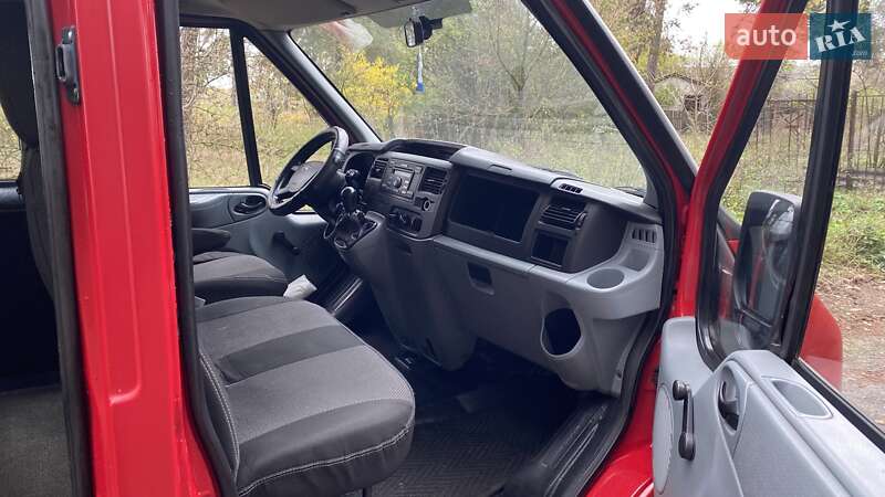 Мінівен Ford Transit 2007 в Димері