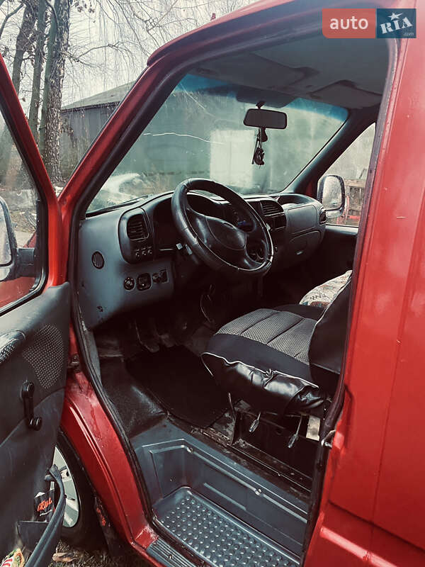 Вантажний фургон Ford Transit 1998 в Оратові
