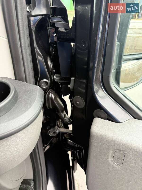 Вантажний фургон Ford Transit 2020 в Луцьку фото 31 Вантажний фургон Ford Transit 2020 в Луцьку