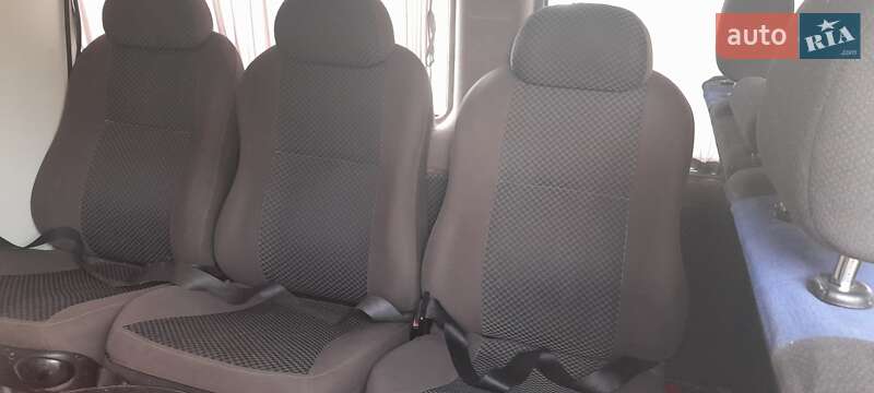 Будинок на колесах Ford Transit 2004 в Ужгороді