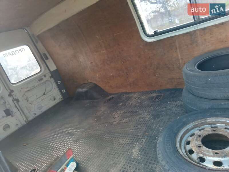 Вантажний фургон Ford Transit 1998 в Миколаєві
