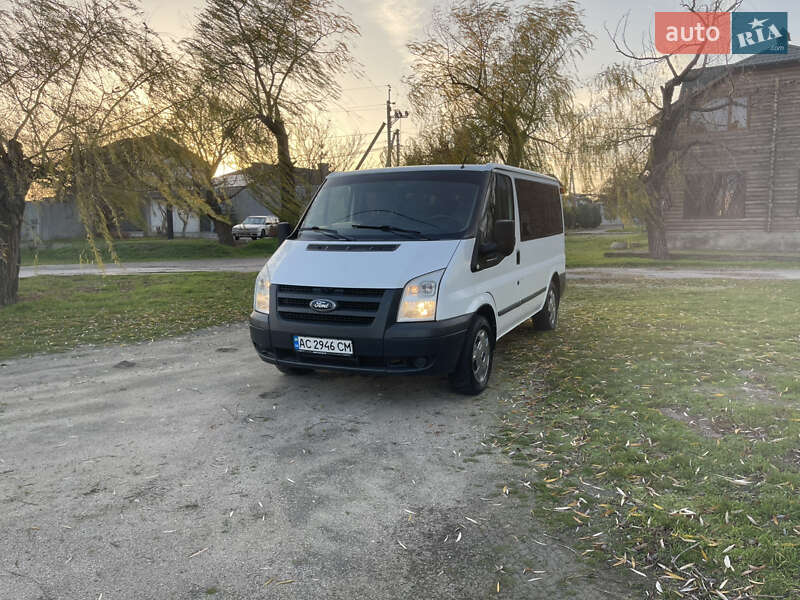 Ford Transit 2010