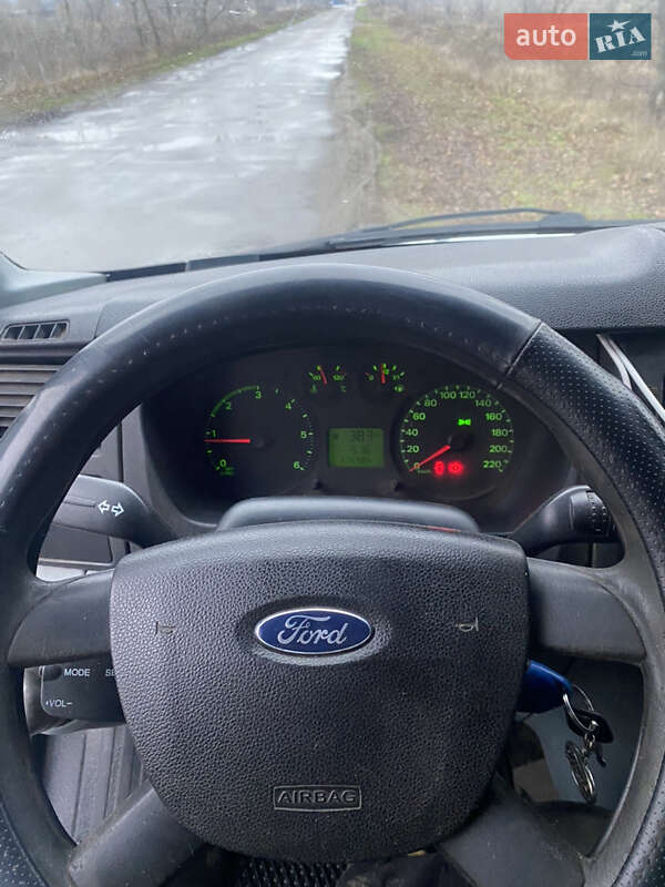 Мікроавтобус Ford Transit 2006 в Миколаївці