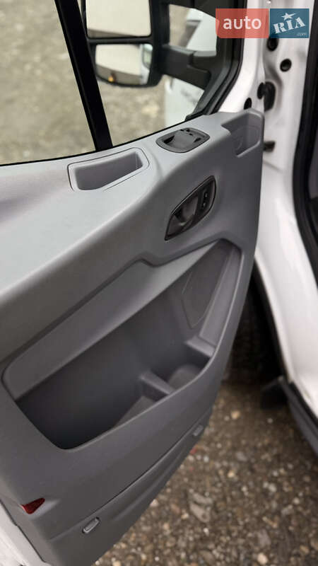 Тентованый Ford Transit 2017 в Тячеве