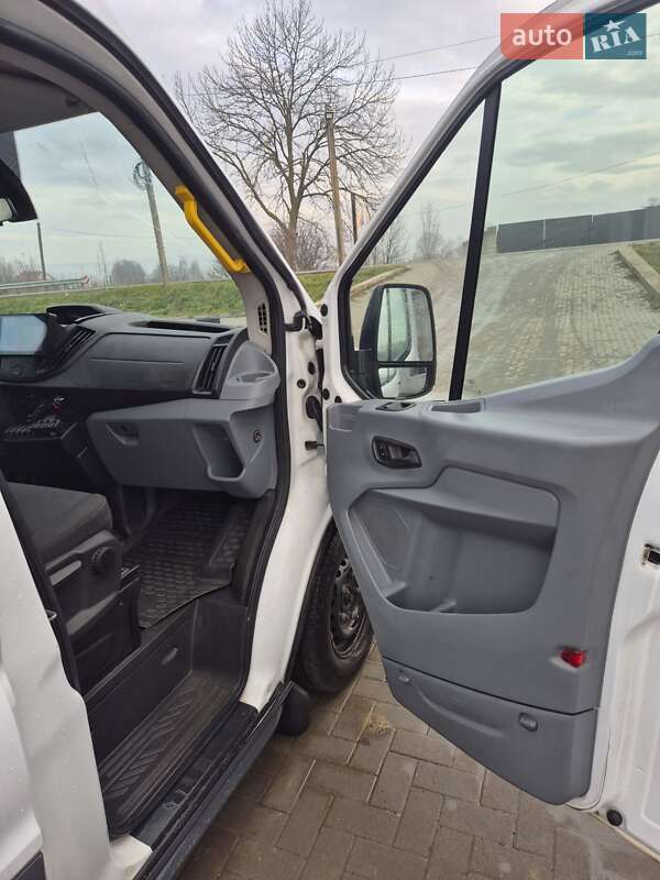 Микроавтобус Ford Transit 2015 в Коломые