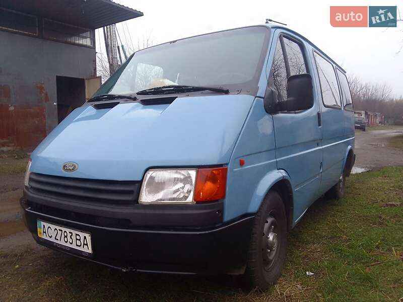 Грузовой фургон Ford Transit 1988 в Луцке фото Грузовой фургон Ford Transit 1988 в Луцке