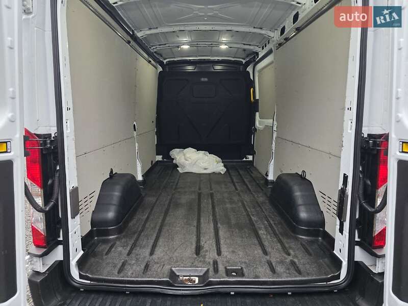 Грузовой фургон Ford Transit 2022 в Тернополе фото 26 Грузовой фургон Ford Transit 2022 в Тернополе
