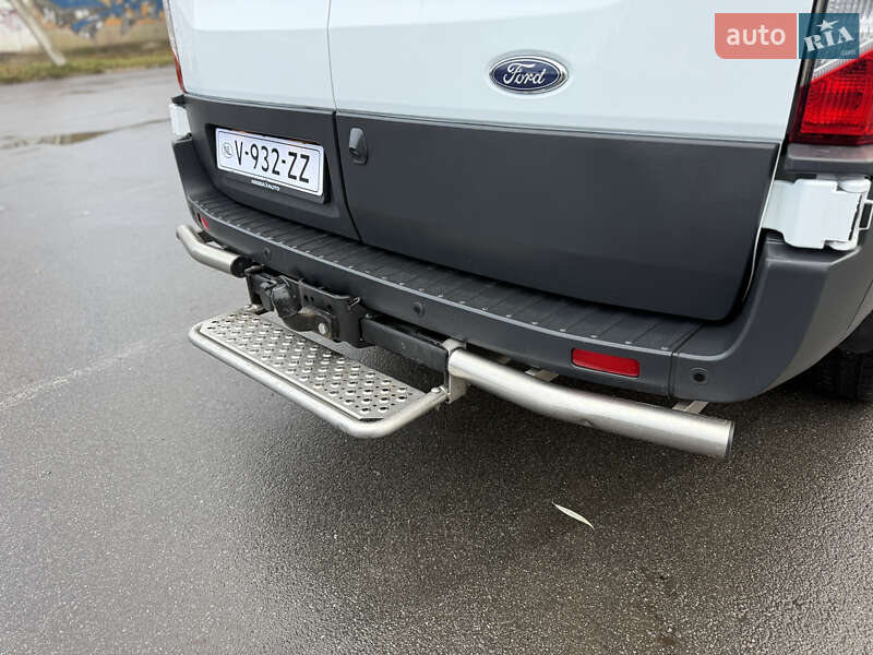 Грузовой фургон Ford Transit 2019 в Ровно