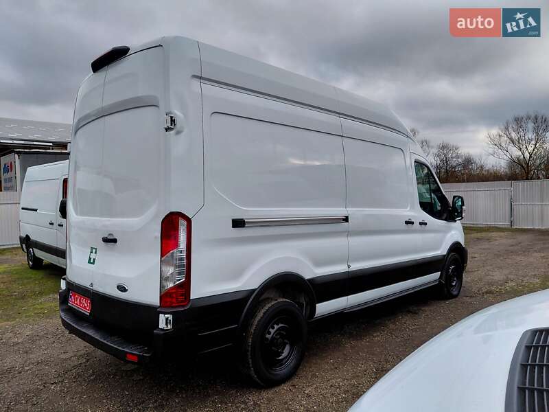 Вантажний фургон Ford Transit 2020 в Івано-Франківську