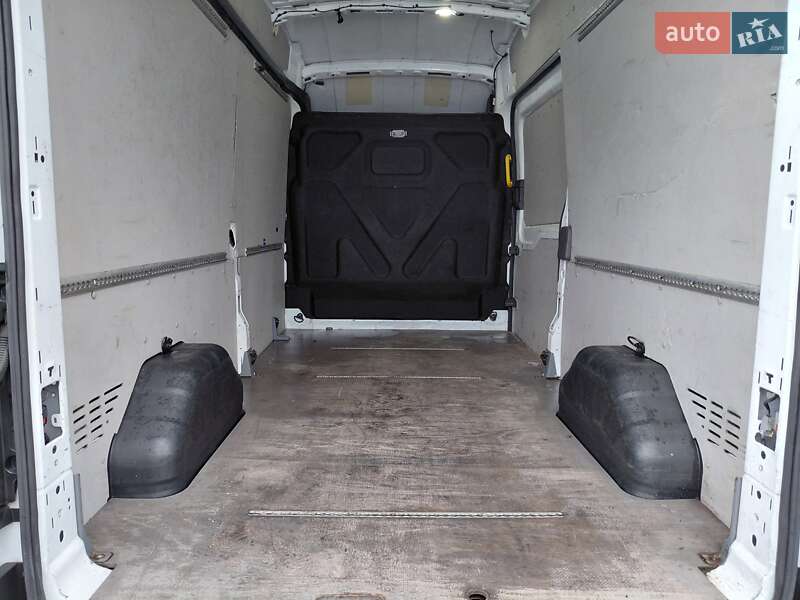 Вантажний фургон Ford Transit 2020 в Івано-Франківську